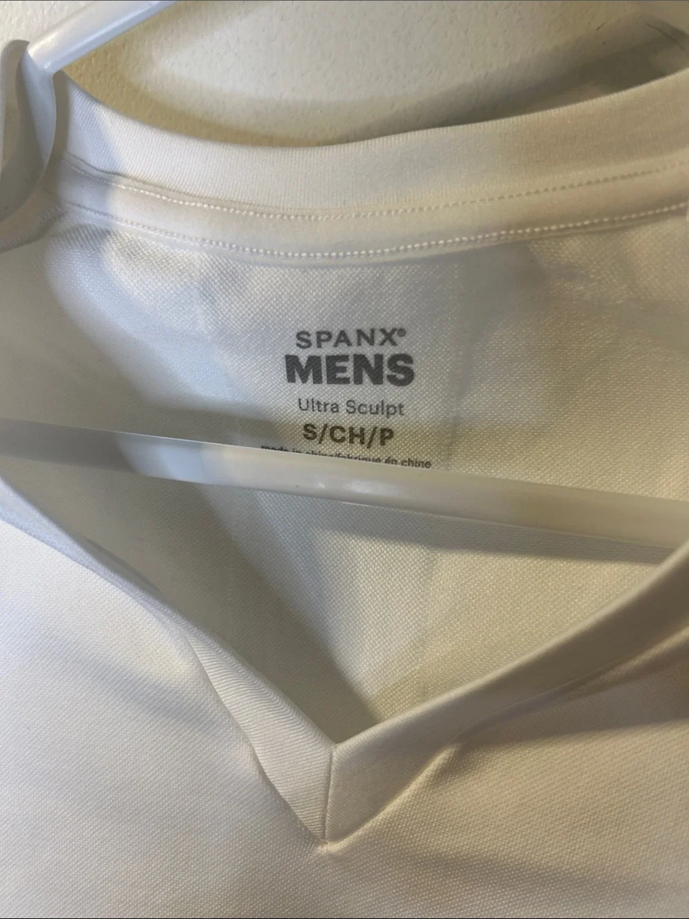 SPANX Men's White V-Neck Short Sleeve Tee - Picture 3 of 4